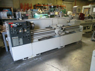 DOALL / ROMI LATHE MODEL LS 1780 IN MINT CONDITION WITH TAPER ATTACHMENT 17 X 80